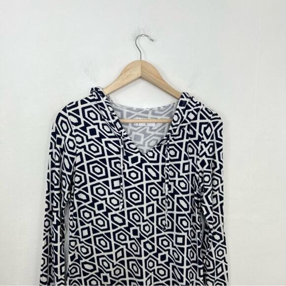 Mott 50 Navy Diamond Nancy Hooded Cover Up SPF 50 Bamboo Size Small - Picture 5 of 12